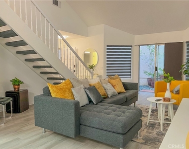 14 Encinitas Court - Photo Thumbnail 4