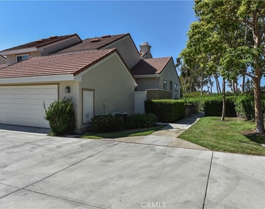55 Wellesley - Photo Thumbnail 5