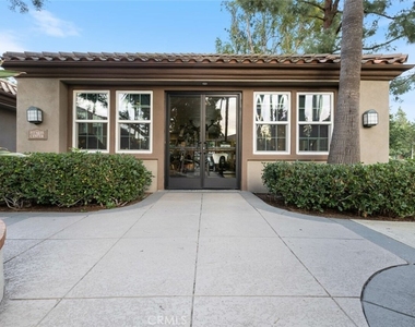 2800 Keller Drive - Photo Thumbnail 16