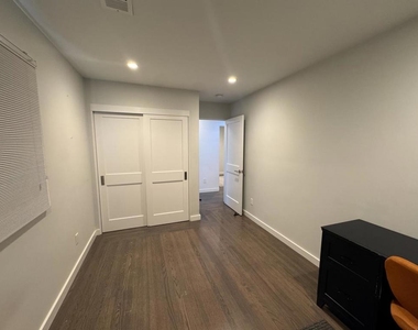 87 Tara Road - Photo Thumbnail 23