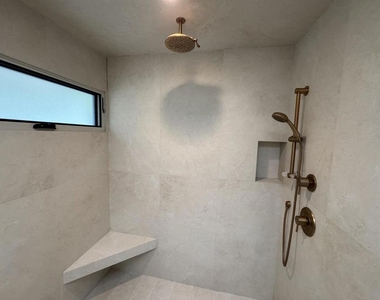 87 Tara Road - Photo Thumbnail 17