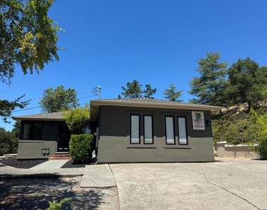 87 Tara Road - Photo Thumbnail 2