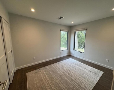 87 Tara Road - Photo Thumbnail 20