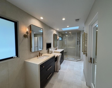 87 Tara Road - Photo Thumbnail 15
