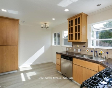 5968 Sorrel Avenue - Photo Thumbnail 4