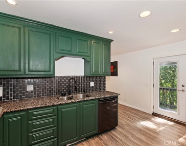 21510 Crest Forest Drive - Photo Thumbnail 10