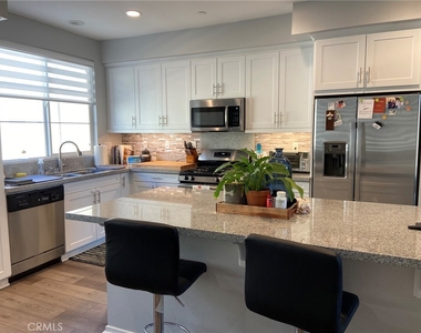 646 Savi Drive - Photo Thumbnail 6