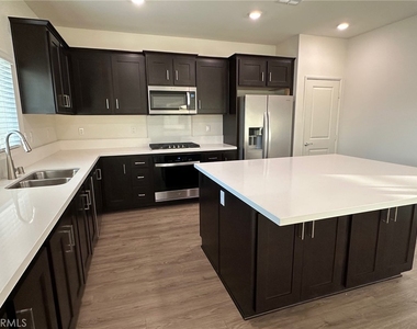 14173 Cielo Street - Photo Thumbnail 2