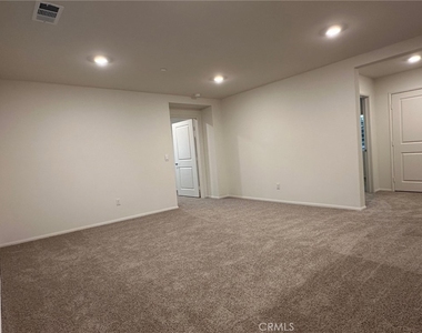 14173 Cielo Street - Photo Thumbnail 10