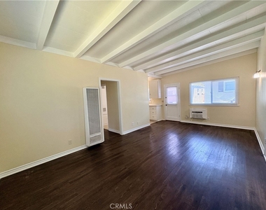 777 Baylor Avenue - Photo Thumbnail 2