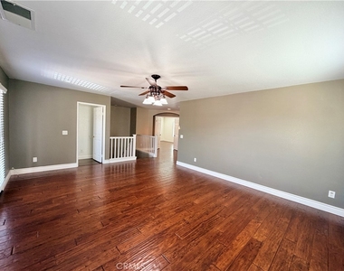 1884 Pinnacle Way - Photo Thumbnail 20