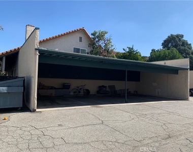 656 Lemar Park Drive - Photo Thumbnail 2