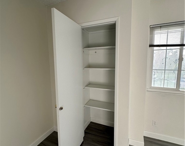 656 Lemar Park Drive - Photo Thumbnail 19