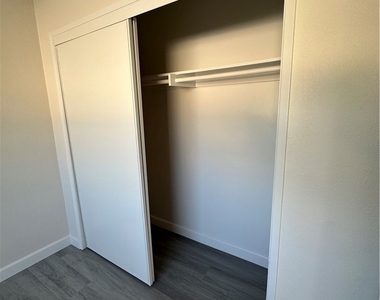 656 Lemar Park Drive - Photo Thumbnail 21