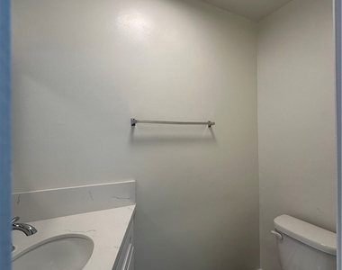 656 Lemar Park Drive - Photo Thumbnail 11