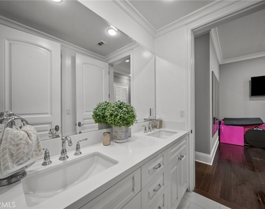 4917 Edgerton - Photo Thumbnail 27