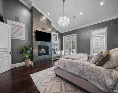 4917 Edgerton - Photo Thumbnail 23