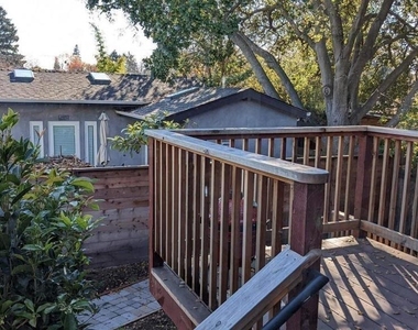 1730 Francisco St - Photo Thumbnail 16