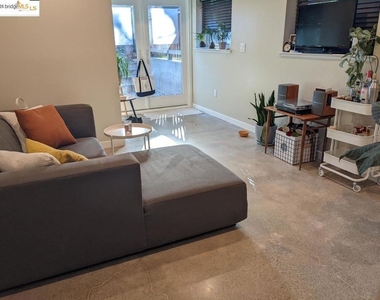 1730 Francisco St - Photo Thumbnail 43