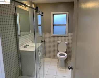 1730 Francisco St - Photo Thumbnail 23