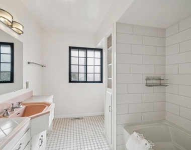 818 Solana - Photo Thumbnail 7
