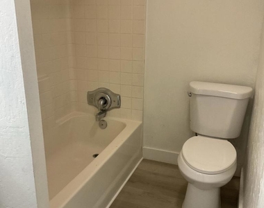 619 W 17th St. - Photo Thumbnail 5