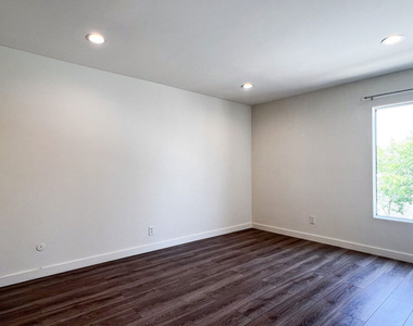 5700 Etiwanda Avenue - Photo Thumbnail 14
