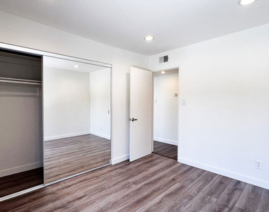 5700 Etiwanda Avenue - Photo Thumbnail 12