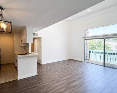 5700 Etiwanda Avenue - Photo Thumbnail 2