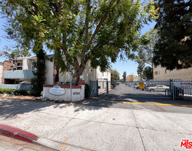 5700 Etiwanda Avenue - Photo Thumbnail 22