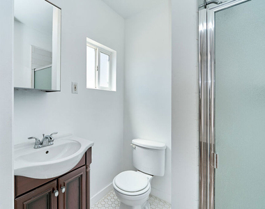 1329 S Tremaine Avenue - Photo Thumbnail 24