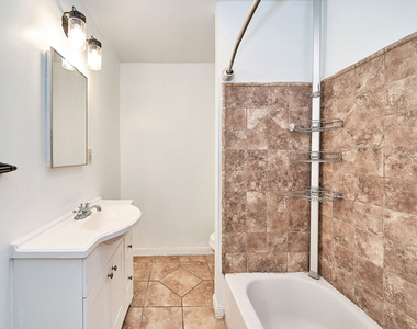 1329 S Tremaine Avenue - Photo Thumbnail 17