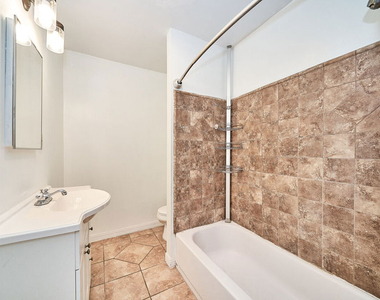 1329 S Tremaine Avenue - Photo Thumbnail 18