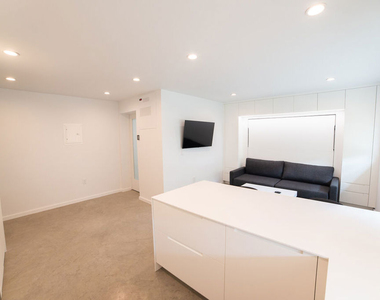 14 Brooks Avenue - Photo Thumbnail 16