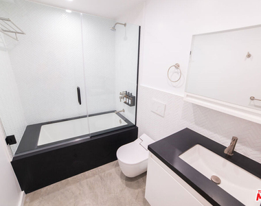 14 Brooks Avenue - Photo Thumbnail 13