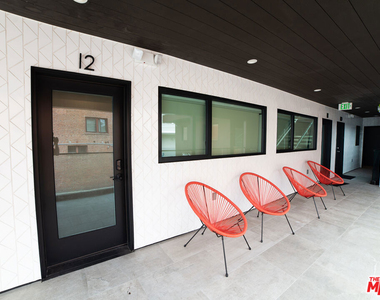 14 Brooks Avenue - Photo Thumbnail 23