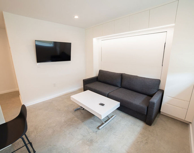 14 Brooks Avenue - Photo Thumbnail 3