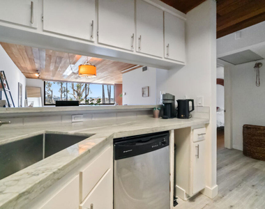6209 Pacific Avenue - Photo Thumbnail 18