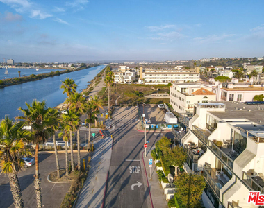 6209 Pacific Avenue - Photo Thumbnail 24