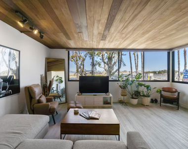 6209 Pacific Avenue - Photo Thumbnail 35