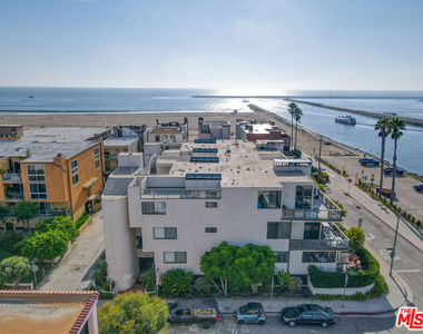 6209 Pacific Avenue - Photo Thumbnail 21