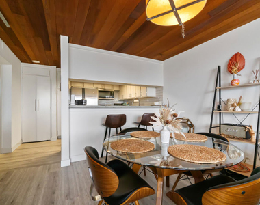 6209 Pacific Avenue - Photo Thumbnail 10