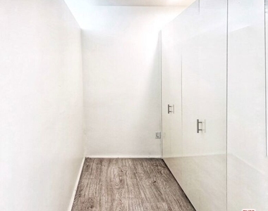 1038 S Mariposa Avenue - Photo Thumbnail 23