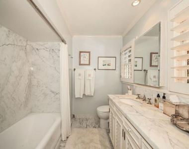 1367 N Beverly Drive - Photo Thumbnail 24