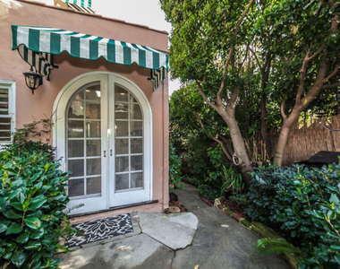1367 N Beverly Drive - Photo Thumbnail 35