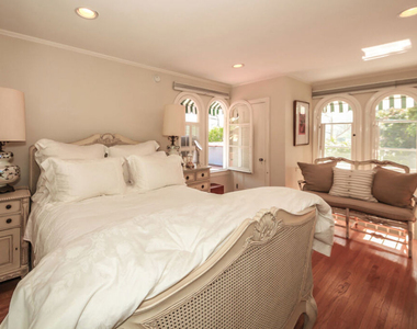 1367 N Beverly Drive - Photo Thumbnail 29