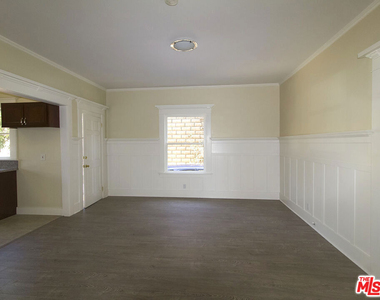 1737 5th Avenue - Photo Thumbnail 5