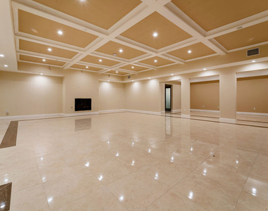 11631 Poema Place - Photo Thumbnail 14