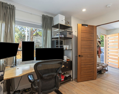 4114 Edenhurst Avenue - Photo Thumbnail 28