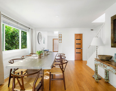 12339 Gorham Avenue - Photo Thumbnail 4